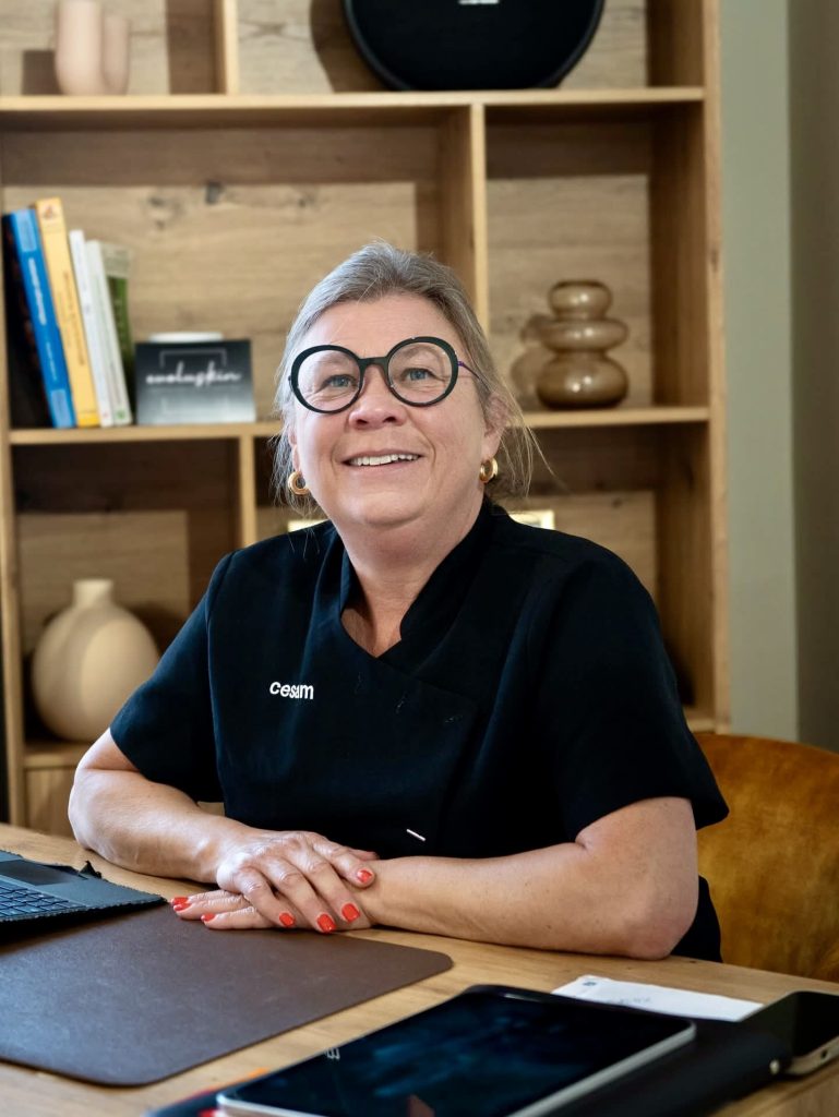 Sylvie Combanaire (Infirmière)